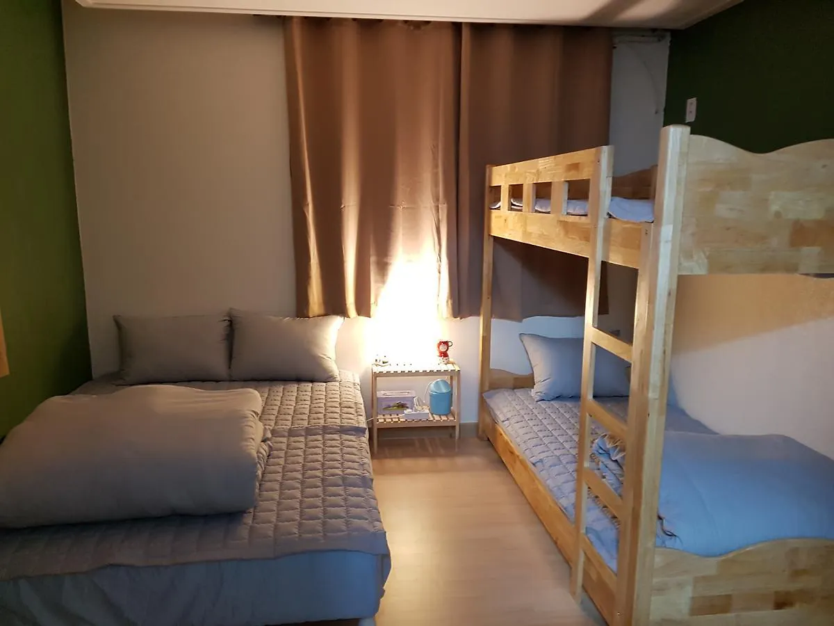 Pensionat Buzz Guesthouse Inchon