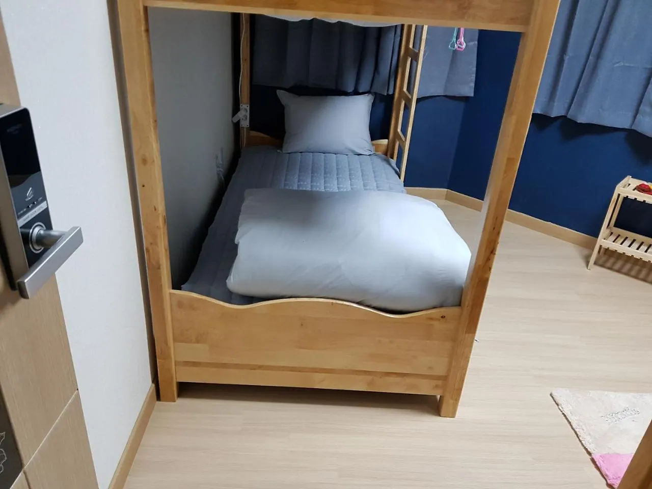 Buzz Guesthouse Inchon Pensionat