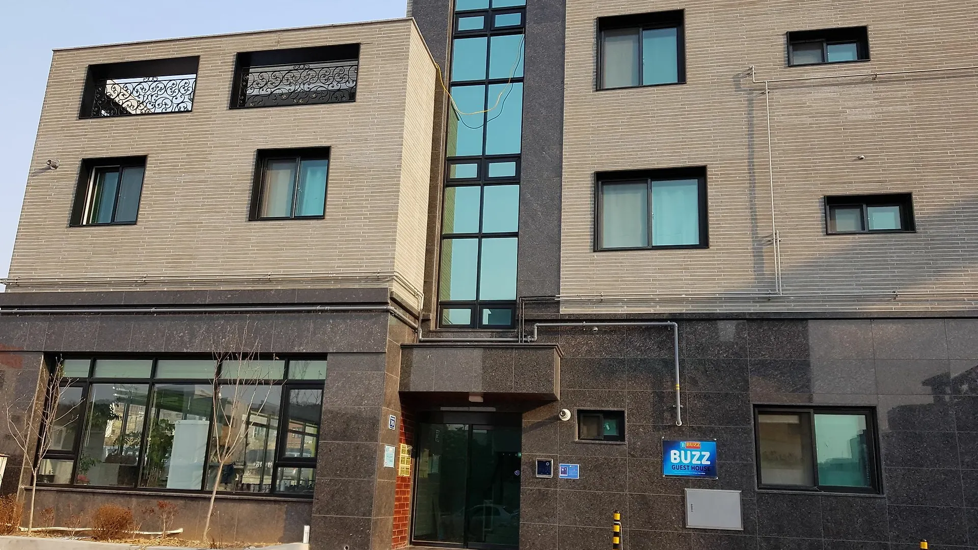 Buzz Guesthouse Inchon Pensionat